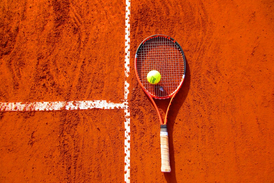 Badminton